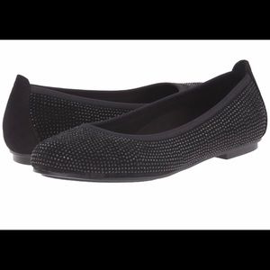 VIONIC Willow Women's Black Suede Studs Ballet GUC